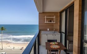 Quarto e Sala Vista Mar na Barra